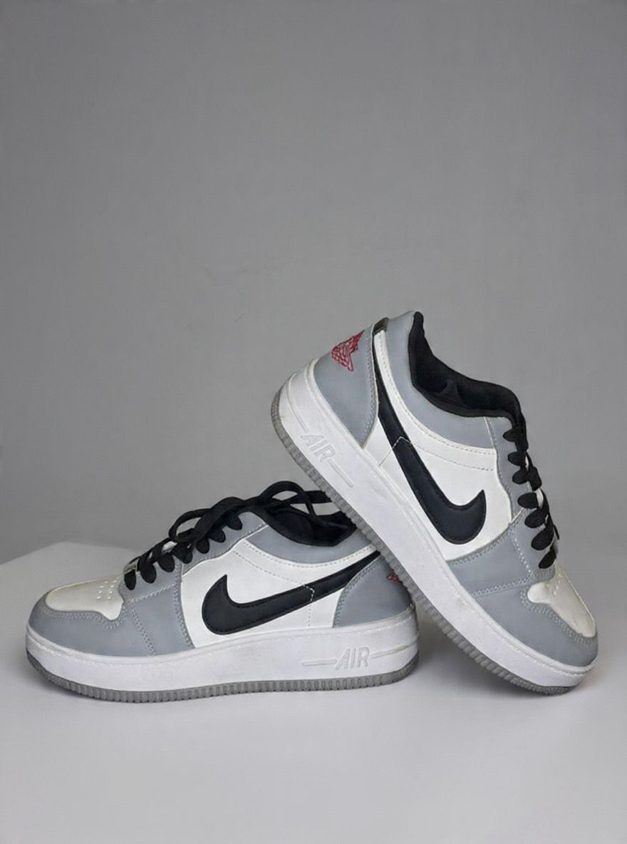 Nike Air Sneakers