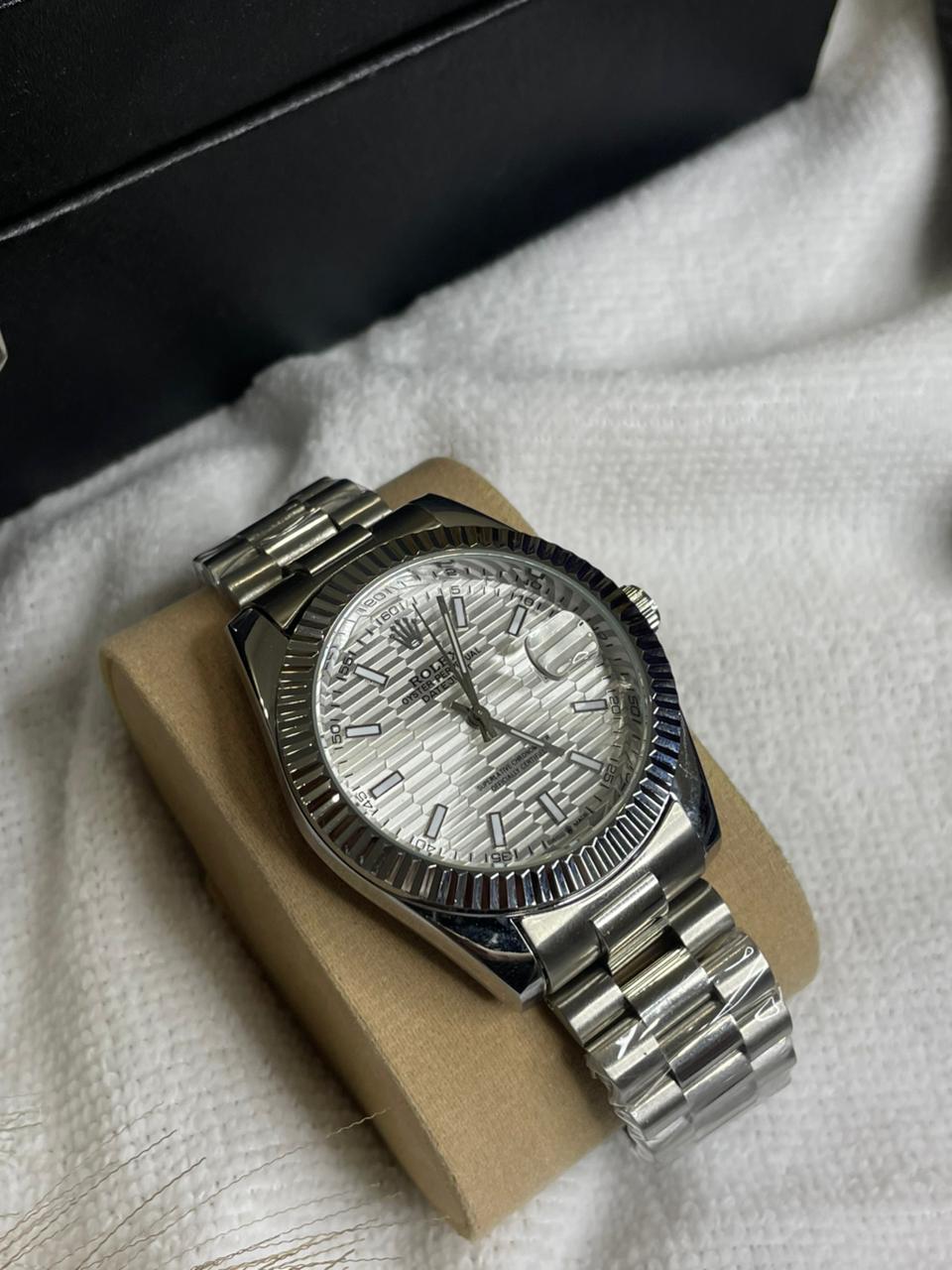 Luxury Rolex Men's Stainless Steel Replica Watch Date Just - white Dial with silver chain